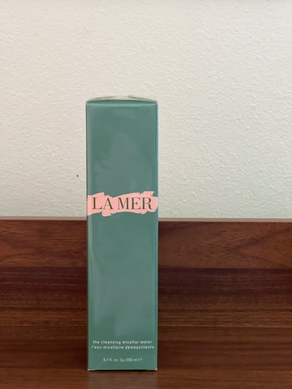 La Mer Micellar Cleansing Water — Teal Box with Pink Logo